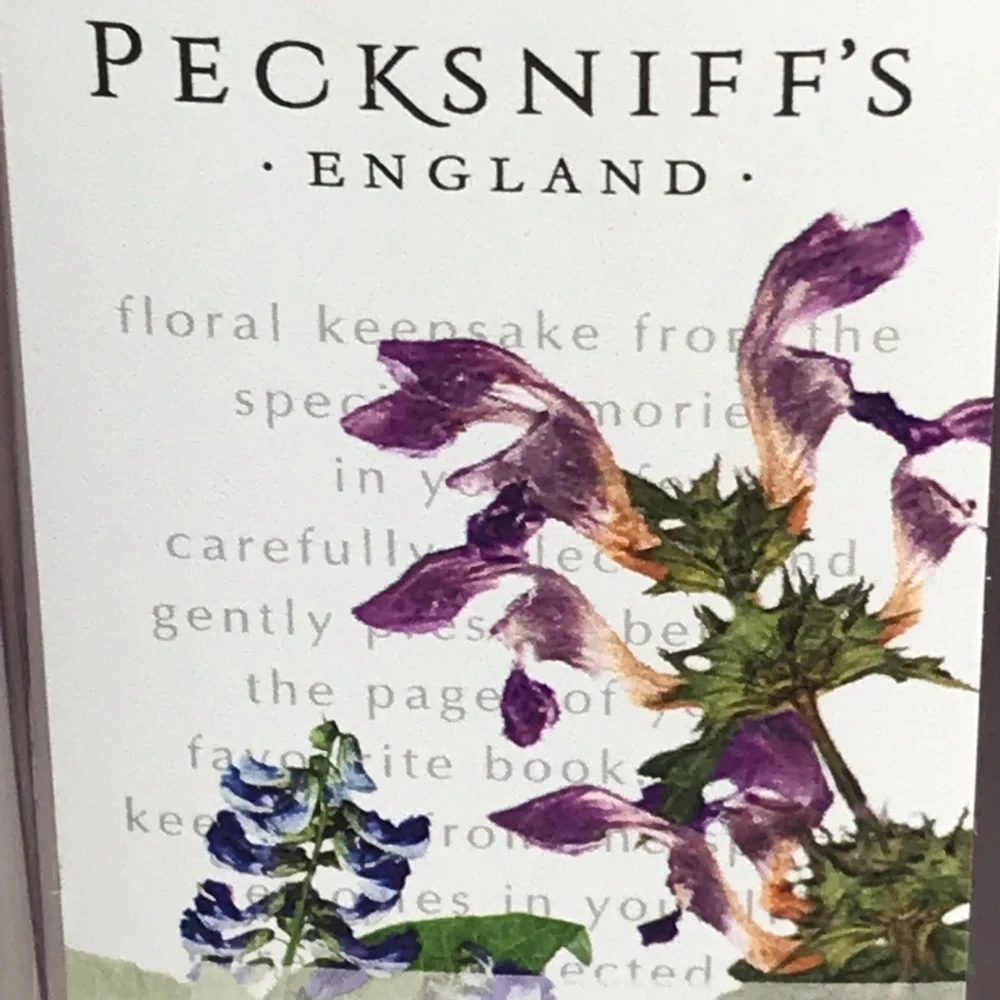 NEW - PECKSNIFF'S Limited Edition Sweet Pea & Larkspur Moisturizing Hand Wash
